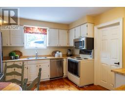 10 HILLHEAD ROAD - 9