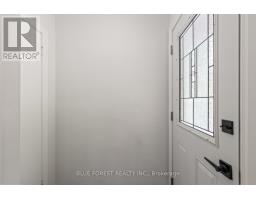 115 BRISCOE STREET W - 4