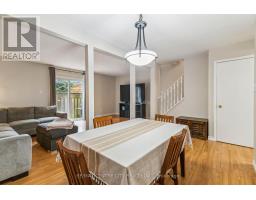 26 - 720 DEVERON CRESCENT - 23