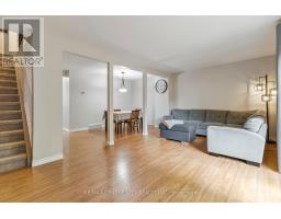 26 - 720 DEVERON CRESCENT - 24