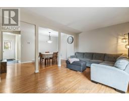 26 - 720 DEVERON CRESCENT - 25