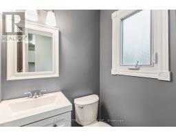 26 - 720 DEVERON CRESCENT - 30