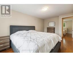26 - 720 DEVERON CRESCENT - 35