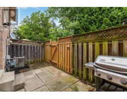 26 - 720 DEVERON CRESCENT - 43