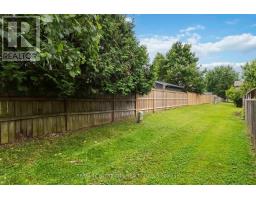 26 - 720 DEVERON CRESCENT - 46