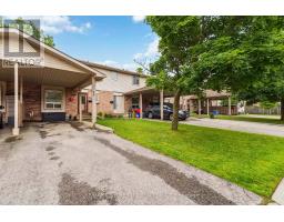 26 - 720 DEVERON CRESCENT - 9