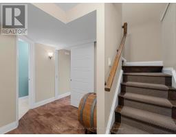 2 - 21 WONDERGROVE COURT - 28