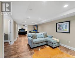2 - 21 WONDERGROVE COURT - 31
