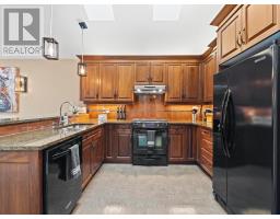 2 - 21 WONDERGROVE COURT - 7