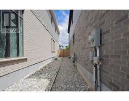 2128 CORONATION DRIVE - 43