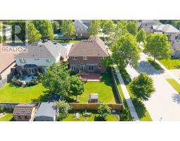 448 COTTONTAIL CRESCENT - 44
