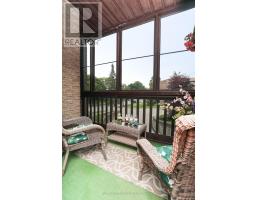 220 - 300 EVERGLADE CRESCENT - 28