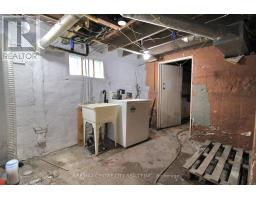 28 MAPLE STREET - 23