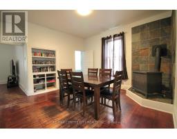 28 MAPLE STREET - 8