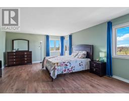 129 THAMESVIEW CRESCENT - 23