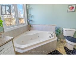 129 THAMESVIEW CRESCENT - 29