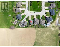129 THAMESVIEW CRESCENT - 44