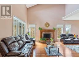 129 THAMESVIEW CRESCENT - 5