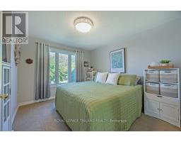 31 CARRIE CRESCENT - 16