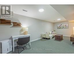 31 CARRIE CRESCENT - 21