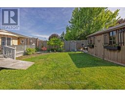 31 CARRIE CRESCENT - 28