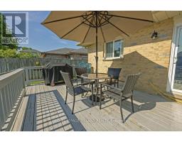 31 CARRIE CRESCENT - 33