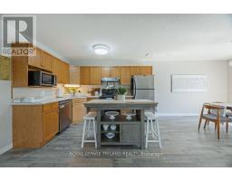 31 CARRIE CRESCENT - 7
