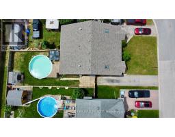 4 LA MANTIA AVENUE - 45