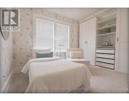 10 BELLEVUE AVENUE - 17