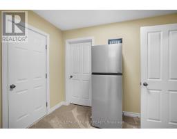 205 EAST RIVERTRACE WALK - 29
