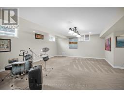 205 EAST RIVERTRACE WALK - 32