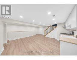 972 DAME STREET - 26