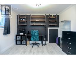 16 BLANCHARD CRESCENT W - 27