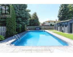 16 BLANCHARD CRESCENT W - 38