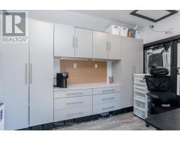 16 BLANCHARD CRESCENT W - 42