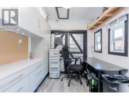 16 BLANCHARD CRESCENT W - 43
