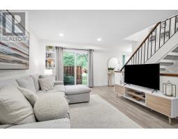 44 - 70 FIDDLERS GREEN ROAD - 6