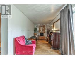13 POTTERS ROAD N - 21