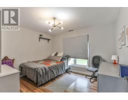 13 POTTERS ROAD N - 30