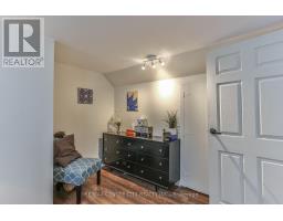 13 POTTERS ROAD N - 33