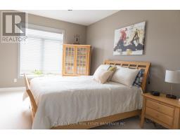 25 BIRCHALL LANE - 17