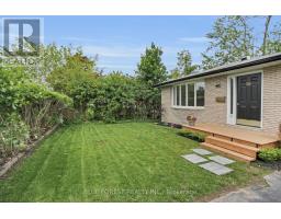 30 BASELINE ROAD E - 2