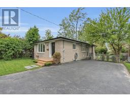 30 BASELINE ROAD E - 3
