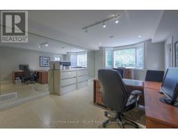 613 EAGLETRACE DRIVE - 44