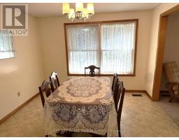 730 GLOVER CRESCENT - 14