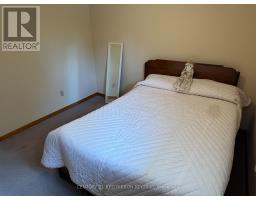 730 GLOVER CRESCENT - 23