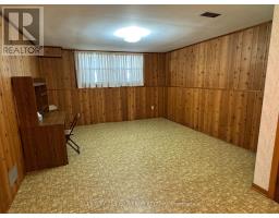 730 GLOVER CRESCENT - 29