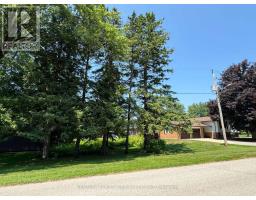 730 GLOVER CRESCENT - 45