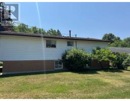 730 GLOVER CRESCENT - 47