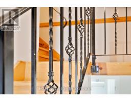 60 BEATTIE AVENUE - 25